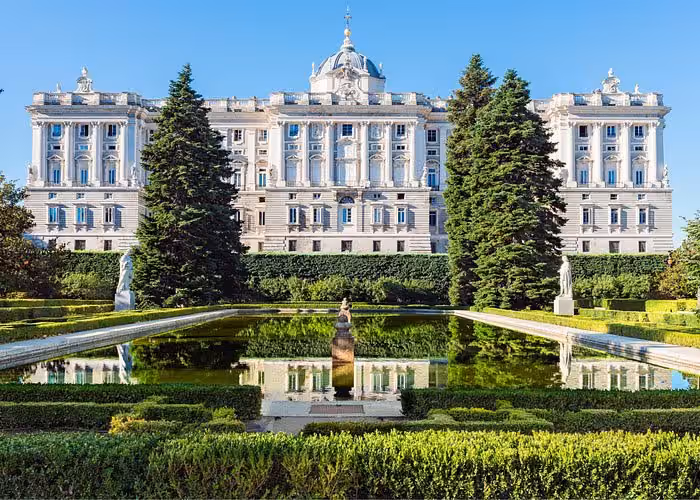 Plaza de Oriente y entorno del Palacio Real de Madrid.