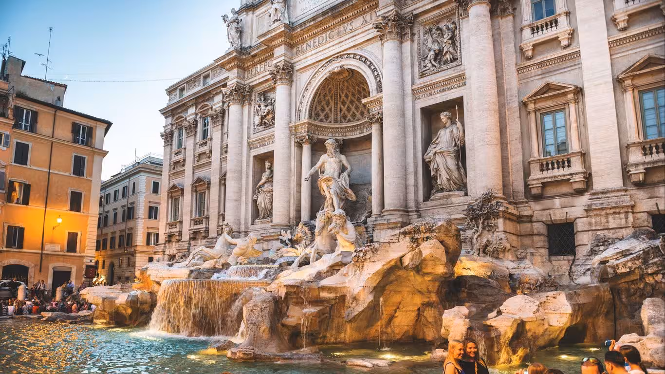 Centro histórico de Florencia y cúpula del Duomo durante el recorrido hacia Roma.